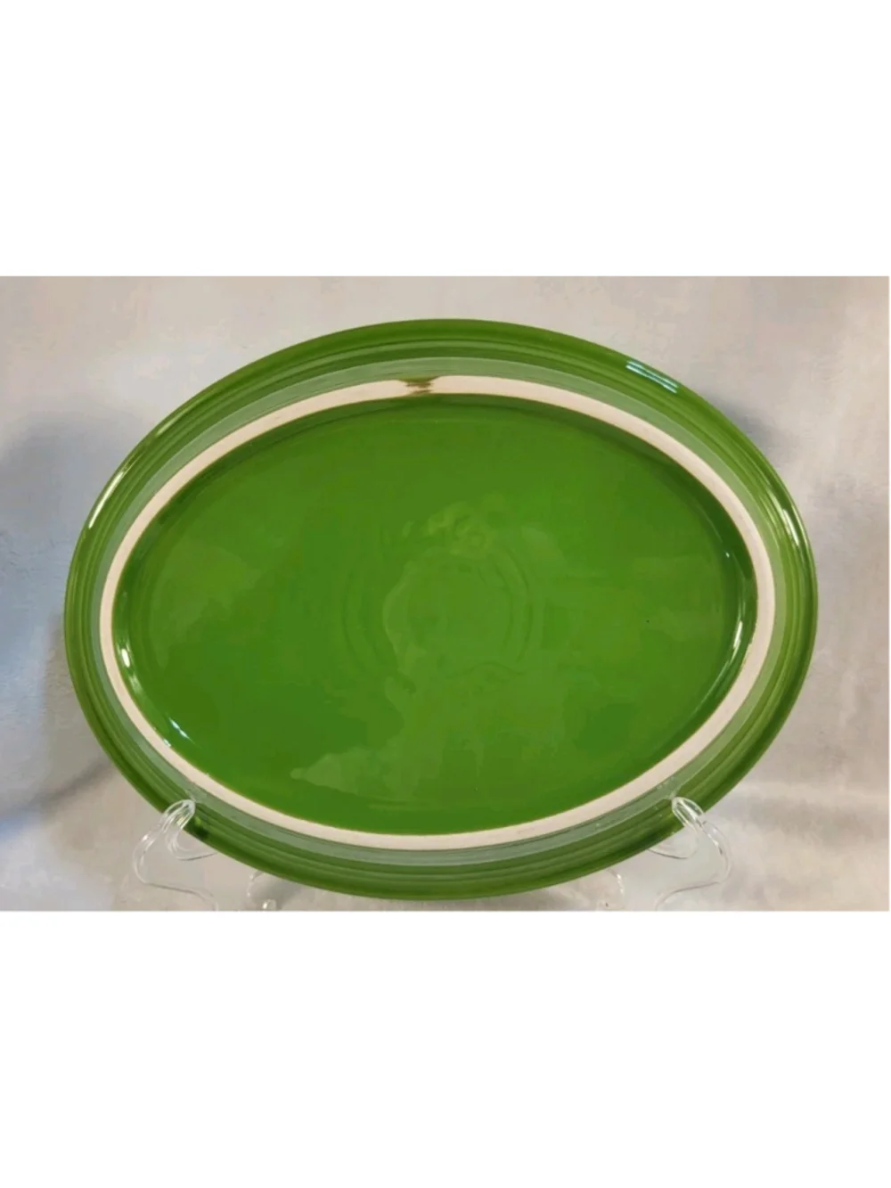 Retired Oval Baker 10 1/4 in 40 oz shamrock green Fiestaware Fiesta HLC